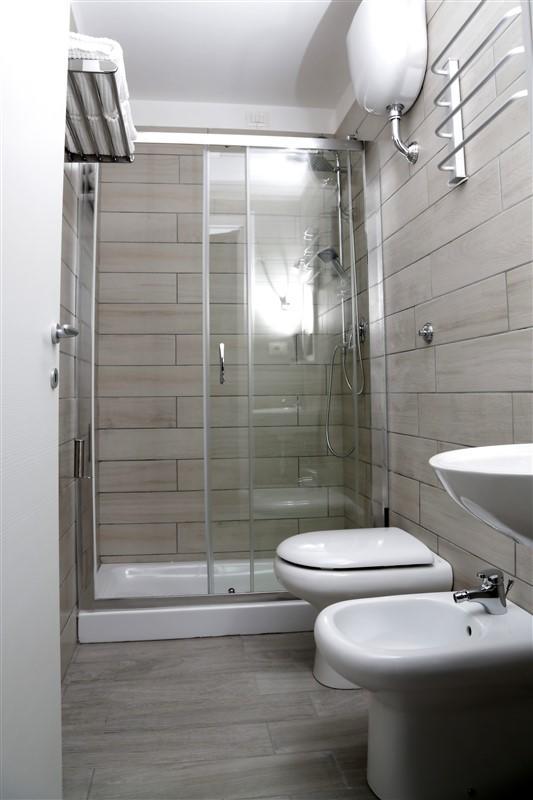 B&B Pika 48 Napoli Bagian luar foto