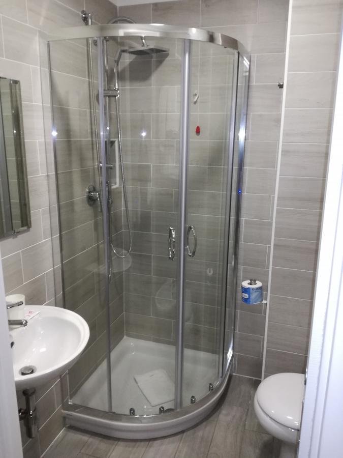 B&B Pika 48 Napoli Bagian luar foto